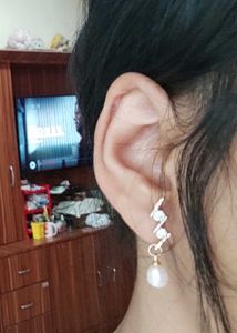 Classic Zig Zag Pearl Hanging Earring 🦪
