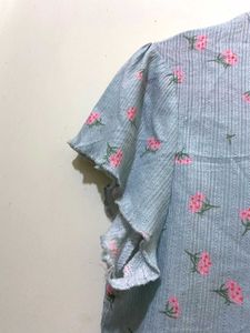 Crop floral stretchy top bust 36-42 length 16