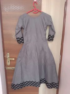 Grey Dress with pattern