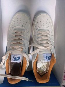 Women Sneakers