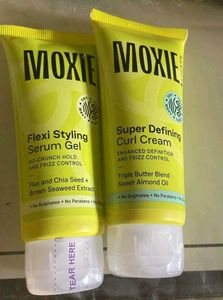 Sealed Packed Moxie Curly Vibe Setter Travel Duo💚