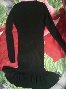 Black Ruffle Hem Knit Dress