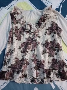 A Floral Vintage Top🌸♥