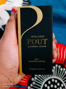 Karan Johar Pout Lipstick + Popxo Mini Lip Kit