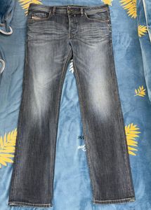 greyish blue denim jeans