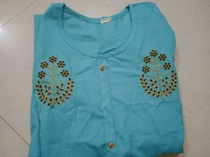 Pista Colour Kurti