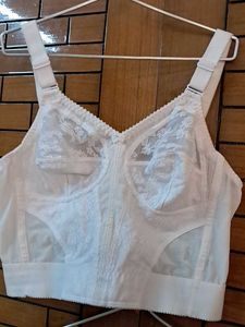 Triumph  Coreset   N Panty  Combo