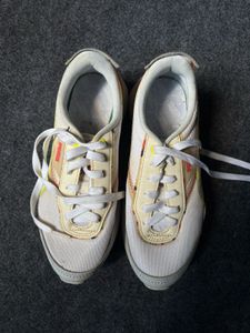 Puma Cruise Rider Sneakers