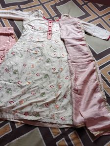 Beautiful Kurti Pant Dupatta Set