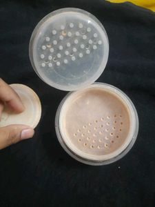 Lakme Absolute Powder