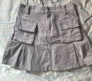Light Grey Cargo Pleated Mini Skirt