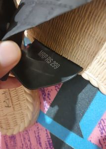 Brand New - Women Flip Flop Slippers (Unused)