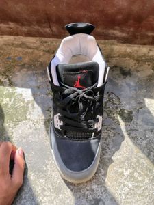 Jordan 4 Retro Black Cat Sneakers