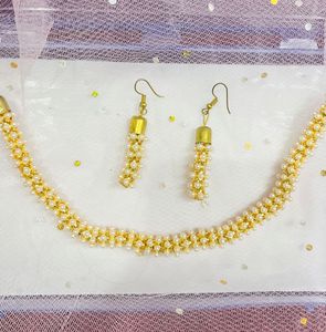 Pearl Necklace & Earring Set