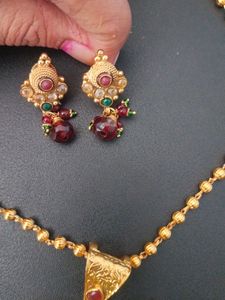 Peacock Design Necklace With Pearl