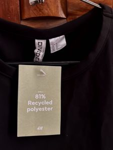 H&amp;M Black Cropped Tee - New with Tags
