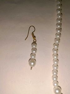 Pearl Necklace &amp; Earrings Set