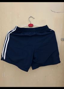 Adidas shorts M