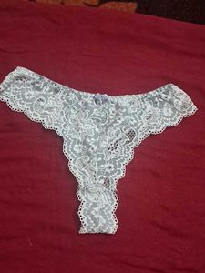 premium  imported laces four panty