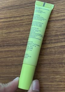 Hyphen SPF lipscreen