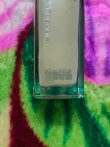 Foundation And Concealer