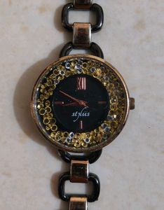 Stylish Women's Watch