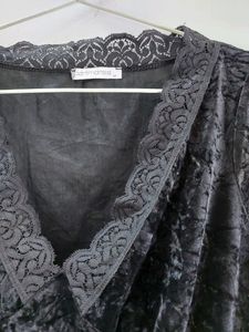 Velvet Top With Lace