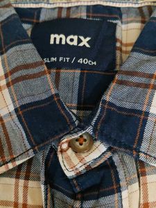 Checked Men&#39;s Shirt