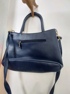 Stylish Handbag 👜