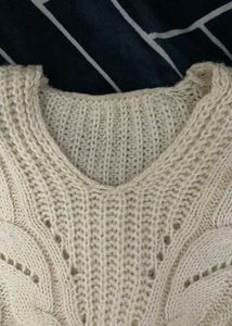 Aesthetic Crop Sweater❄️☃️