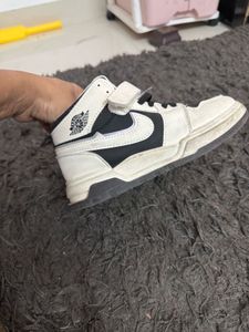 Boys Shoe