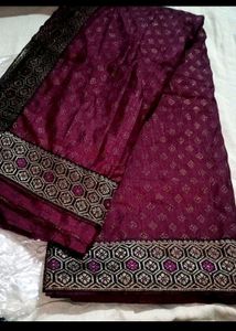 Elegant Maroon Geometric Pattern Sari