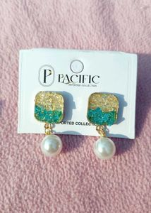 Korean Pearl Studs