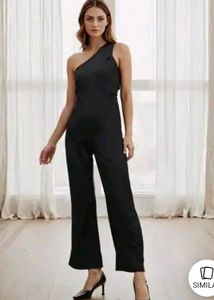 Chic Black One-Shoulder Jumpsuit