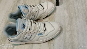 New Balance 550