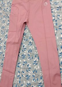Stylish Women&#39;s Leggings