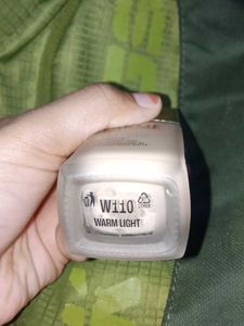 Lakme 9to5 Hya Matte Foundation