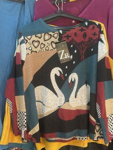 ZR Graphic Print Top