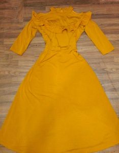 Chic Yellow Midi Dress