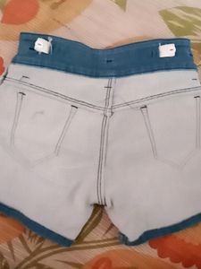 Girls Pretty Casual Wear Shorts....😍