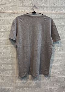 🇺🇲 Guess Imported Tshirt