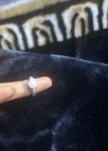 Elegant Silver Ring