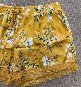 Hot Yellow Nikkar