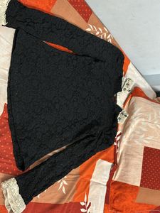 Beautiful Black Top Size Small