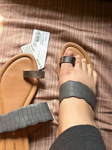 FLAT SANDALS WOMEN KHADIMS NEW WITH TAG