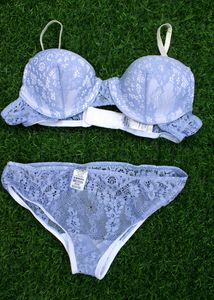 Bra &amp; Panty SET 👙