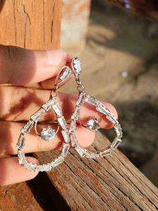 AntAmerican Diamond Silver Plated Teardrop Earring