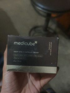 Medicube Deep Vita C Capsule Cream