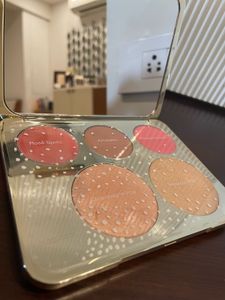 BECCA X Jaclyn Hill Palette