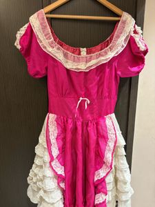 Beautiful Lace Trim Vintage Dress